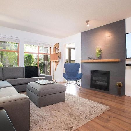 Villa Northstar At Stoney Creek Whistler Esterno foto